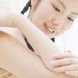 【知っておきたい】素肌を出せるのもタトゥーシールが映えるのもキレイなお肌があってこそ