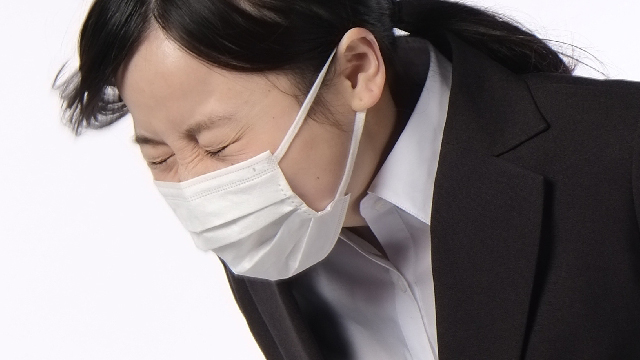 花粉はムズムズするだけじゃない？知らなきゃマズい花粉がもたらすお肌への悪影響とは？
