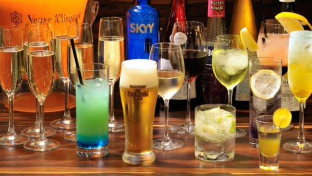 【美容ワンポイント】お酒と美容の関係について。日本酒がもたらす美容効果とは？